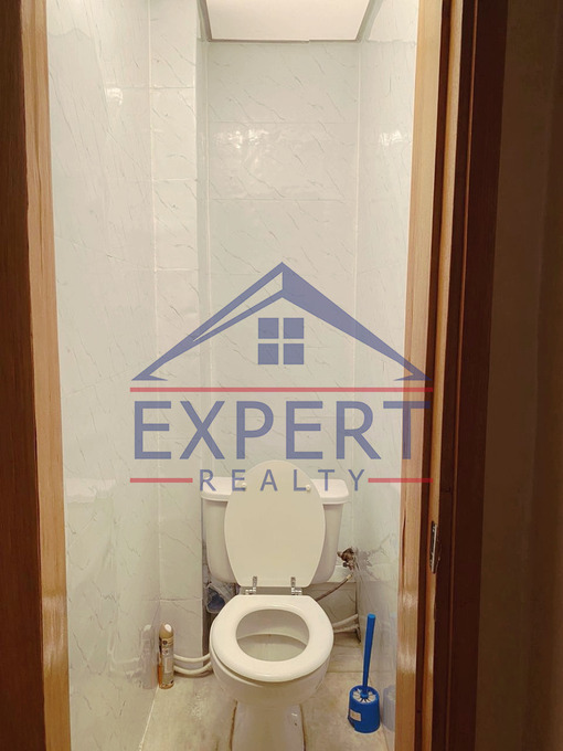 ԿԵՆՏՐՈՆ, ԱԲՈՎՅԱՆ ՓՈՂՈՑ, 2 ՍԵՆՅԱԿ