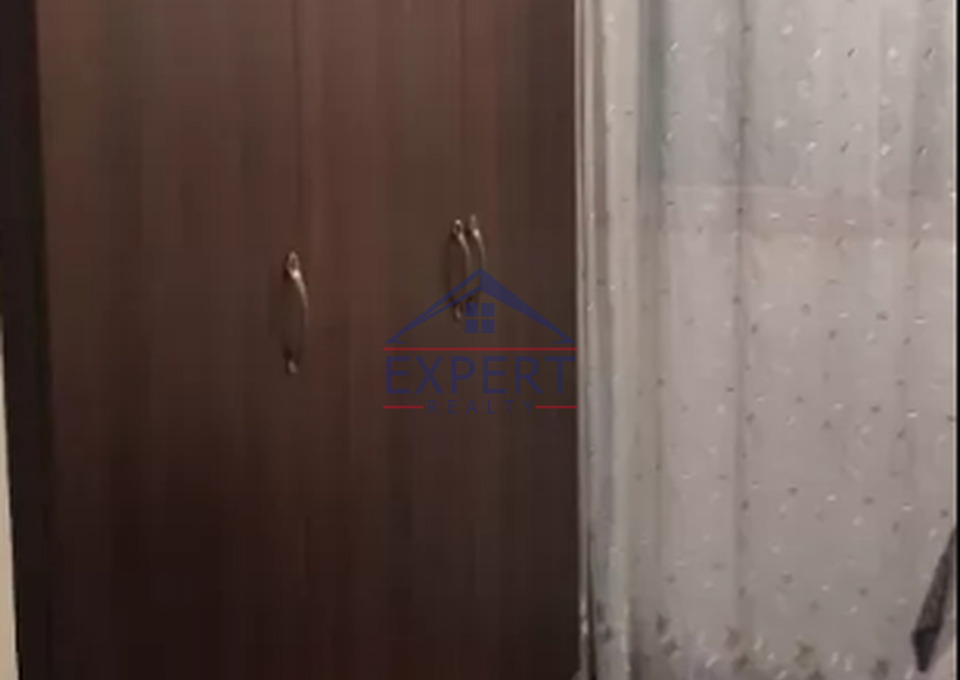 ՇԵՆԳԱՎԻԹ, ՉԵԽՈՎԻ ՓՈՂՈՑ, 2 ՍԵՆՅԱԿ