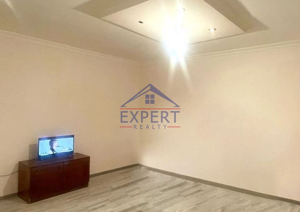 ՔԱՆԱՔԵՌ ԶԵՅԹՈՒՆ, ՊԱՐՈՒՅՐ ՍԵՎԱԿԻ ՓՈՂՈՑ, 33ՔՄ