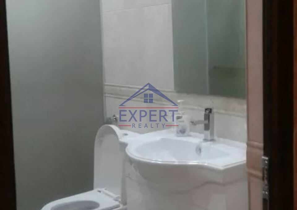 ԿԵՆՏՐՈՆ, ՍԱՅԱԹ ՆՈՎԱ ՊՈՂՈՏԱ, 2 ՍԵՆՅԱԿ