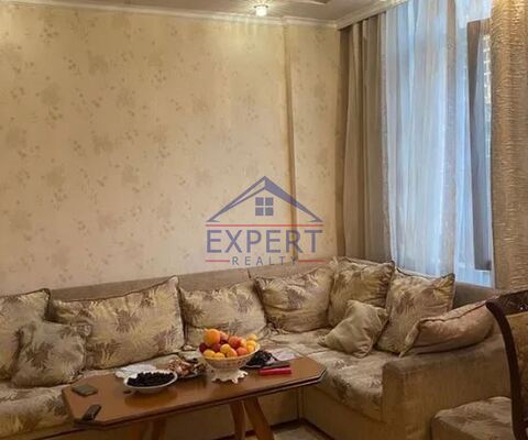 ԿԵՆՏՐՈՆ, ԽՈՐԵՆԱՑԻ ՓՈՂՈՑ, 3 ՍԵՆՅԱԿ