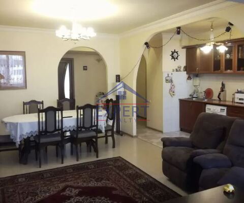 ԿԵՆՏՐՈՆ, ՎԱՐԴԱՆԱՆՑ ՓՈՂՈՑ, 3 ՍԵՆՅԱԿ