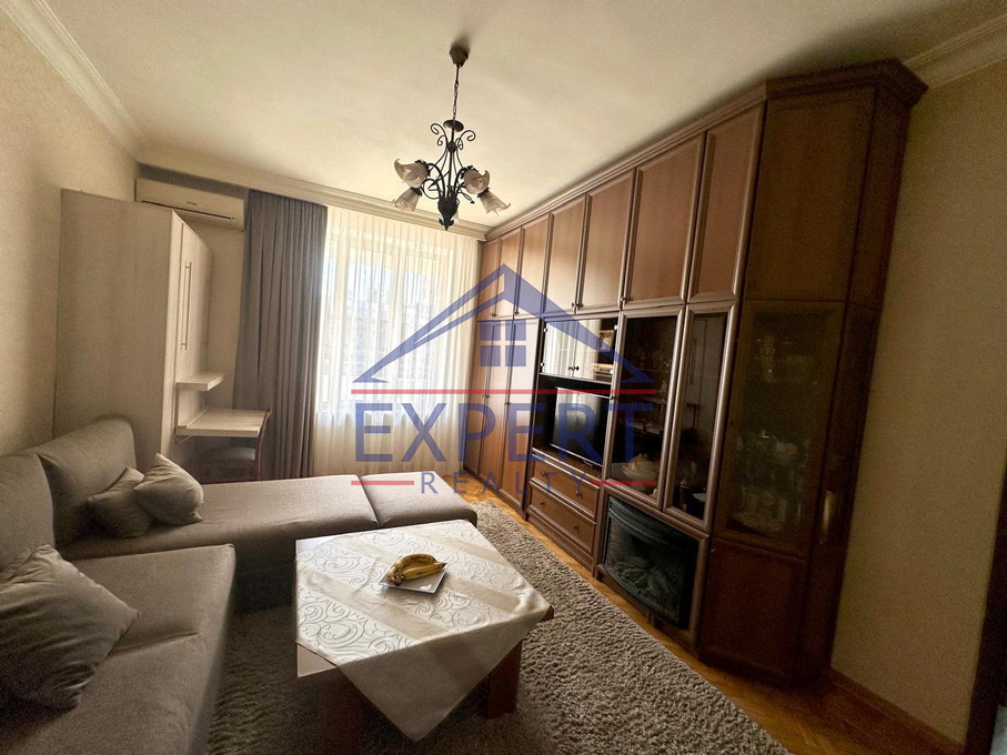 ԿԵՆՏՐՈՆ, ՍԱՐՅԱՆ ՓՈՂՈՑ, 1 ՍԵՆՅԱԿ