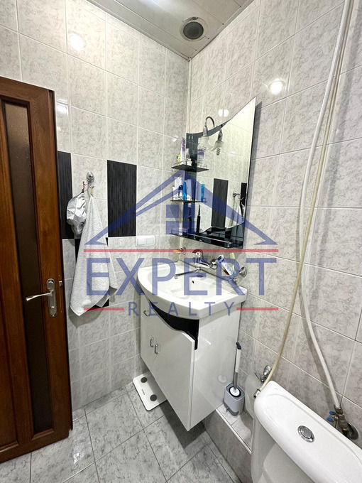 ԿԵՆՏՐՈՆ, ՍԱՐՅԱՆ ՓՈՂՈՑ, 1 ՍԵՆՅԱԿ