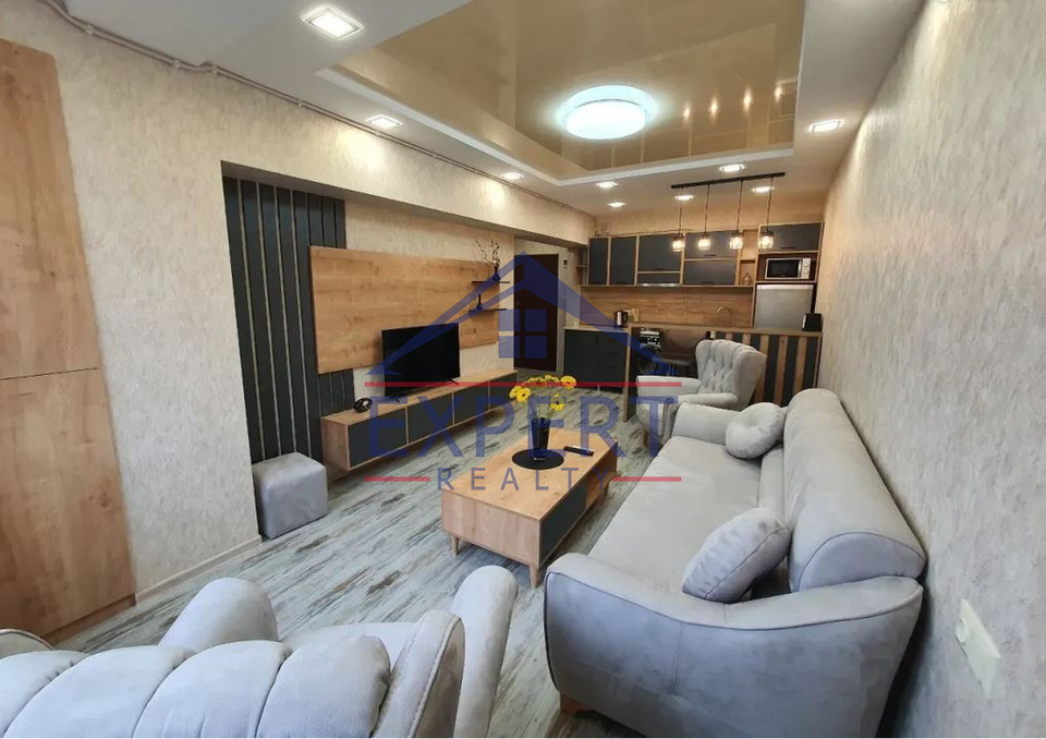 ԿԵՆՏՐՈՆ, ԽՈՐԵՆԱՑԻ ՓՈՂ․ 2 ՍԵՆՅԱԿ