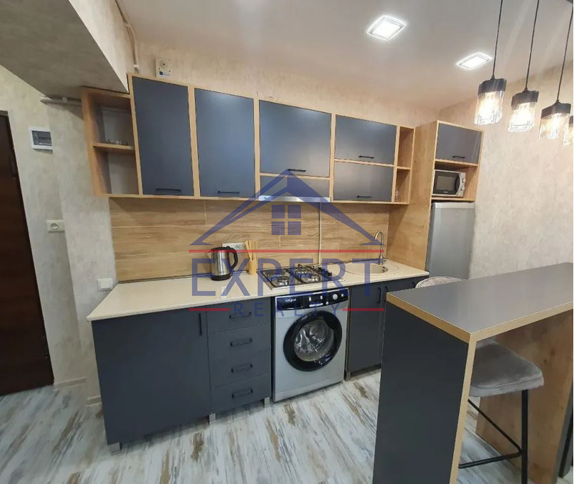 ԿԵՆՏՐՈՆ, ԽՈՐԵՆԱՑԻ ՓՈՂ․ 2 ՍԵՆՅԱԿ