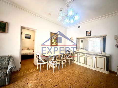 ԿԵՆՏՐՈՆ, ՄԱՇՏՈՑԻ ՊՈՂՈՏԱ, 3 ՍԵՆՅԱԿ