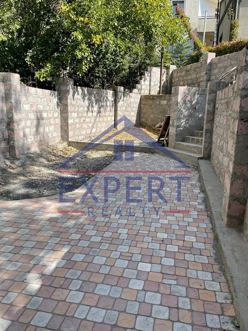 ԱՐԱԲԿԻՐ, ԿՈՄԻՏԱՍԻ ՊՈՂՈՏԱ, 3 ՀԱՐԿ