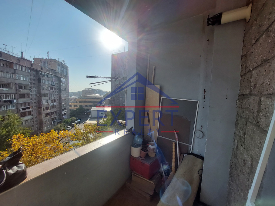 ԿԵՆՏՐՈՆ, ԴԵՄԻՐՃՅԱՆ ՓՈՂՈՑ, 3 ՍԵՆՅԱԿ