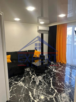 ԿԵՆՏՐՈՆ, ԵՐՎԱՆԴ ՔՈՉԱՐ ՓՈՂՈՑ, 2 ՍԵՆՅԱԿ