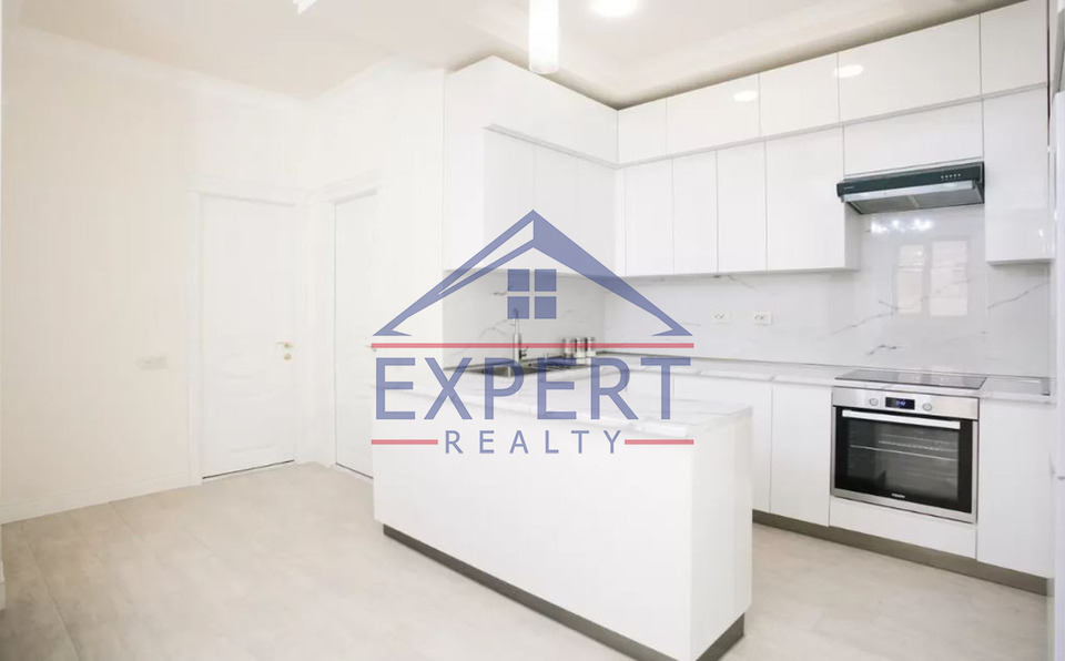 ԿԵՆՏՐՈՆ, ԱՄԻՐՅԱՆ ՓՈՂՈՑ, 3 ՍԵՆՅԱԿ