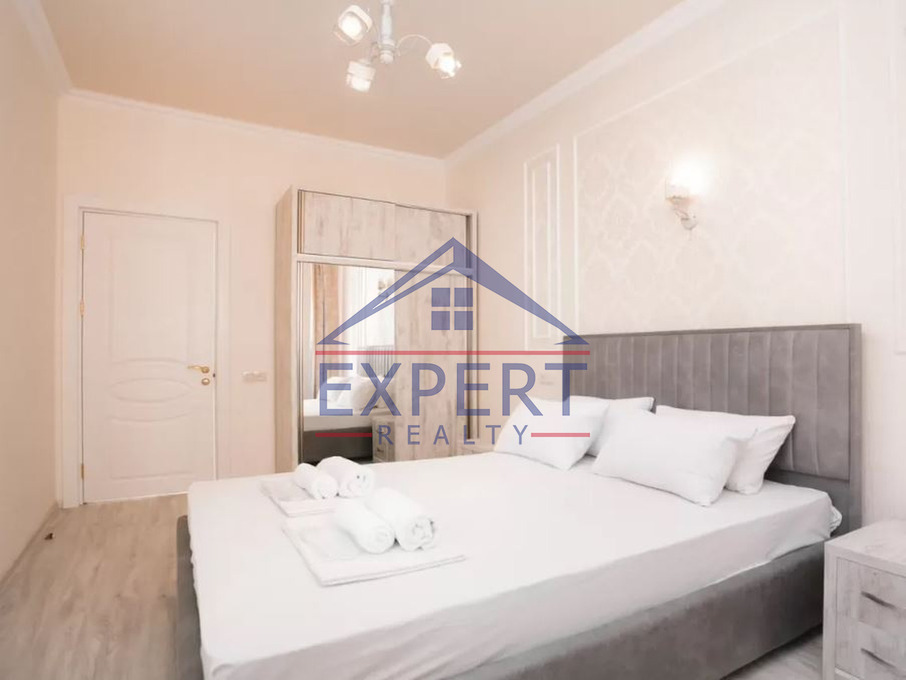 ԿԵՆՏՐՈՆ, ԱՄԻՐՅԱՆ ՓՈՂՈՑ, 3 ՍԵՆՅԱԿ