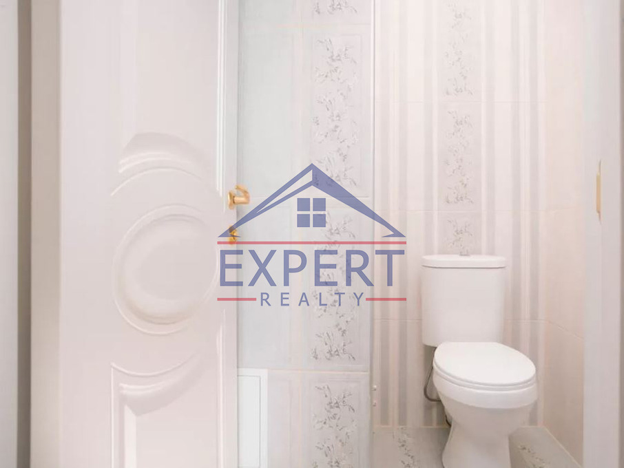 ԿԵՆՏՐՈՆ, ԱՄԻՐՅԱՆ ՓՈՂՈՑ, 3 ՍԵՆՅԱԿ