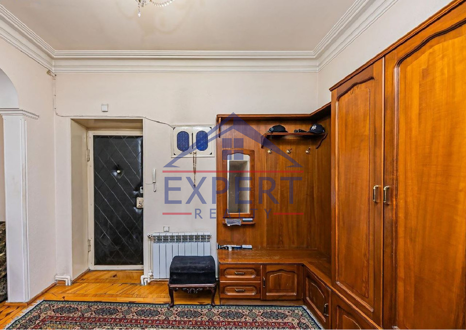 ԿԵՆՏՐՈՆ, ԲՐՅՈՒՍՈՎԻ ՓՈՂՈՑ, 4 ՍԵՆՅԱԿ