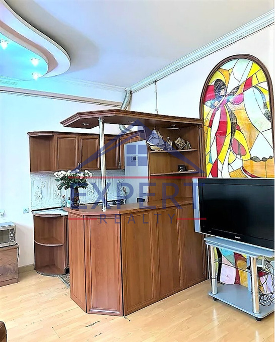 ԿԵՆՏՐՈՆ, ՍԱՐՅԱՆ ՓՈՂՈՑ, 3 ՍԵՆՅԱԿ