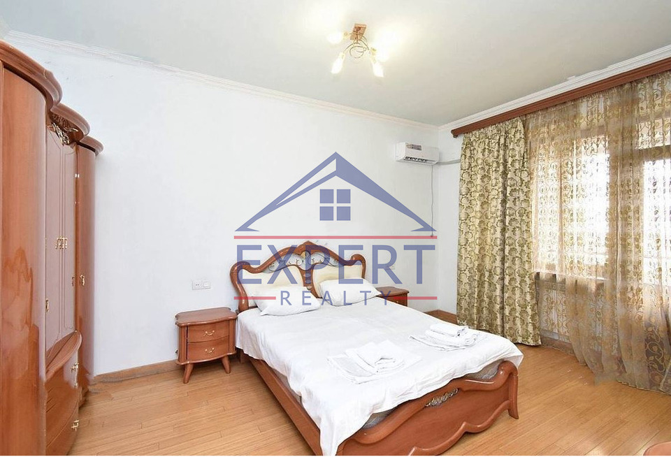 ԿԵՆՏՐՈՆ, ԱՐԳԻՇՏԻ ՓՈՂՈՑ, 3 ՍԵՆՅԱԿ