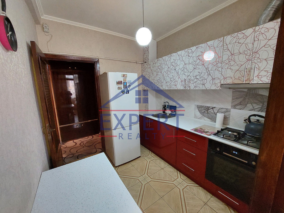 ԿԵՆՏՐՈՆ , ՎԱՐԴԱՆԱՆՑ ՓՈՂՈՑ, 2 ՍԵՆՅԱԿ