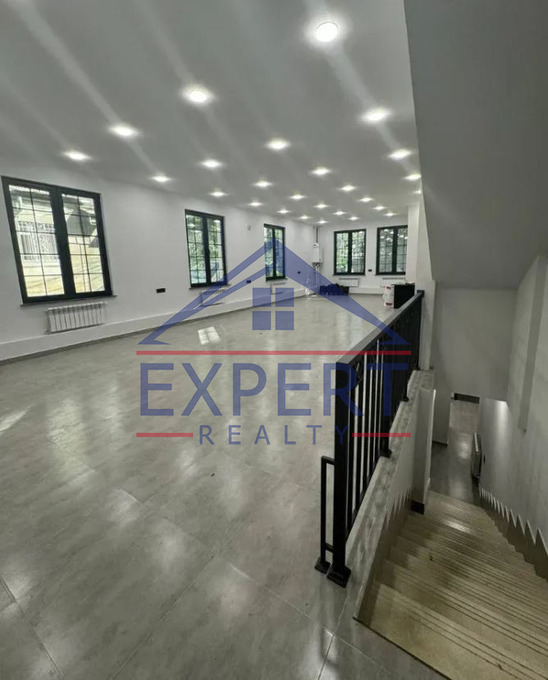 ԿԵՆՏՐՈՆ, ԱԲՈՎՅԱՆ ՓՈՂՈՑ, 200 ՔՄ․