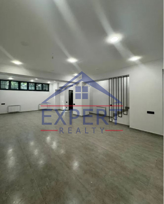 ԿԵՆՏՐՈՆ, ԱԲՈՎՅԱՆ ՓՈՂՈՑ, 200 ՔՄ․