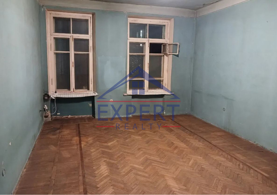 ԿԵՆՏՐՈՆ ՄԱՇՏՈՑԻ ՊՈՂՈՏԱ 3 ՍԵՆՅԱԿ