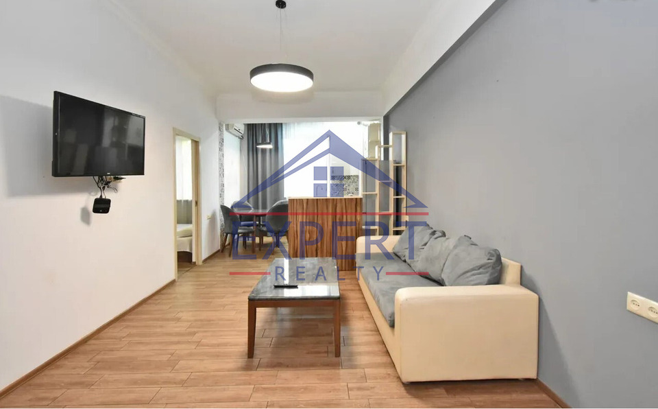 ԿԵՆՏՐՈՆ, ՉԱՅԿՈՎՍԿԻ 3 ՍԵՆՅԱԿ