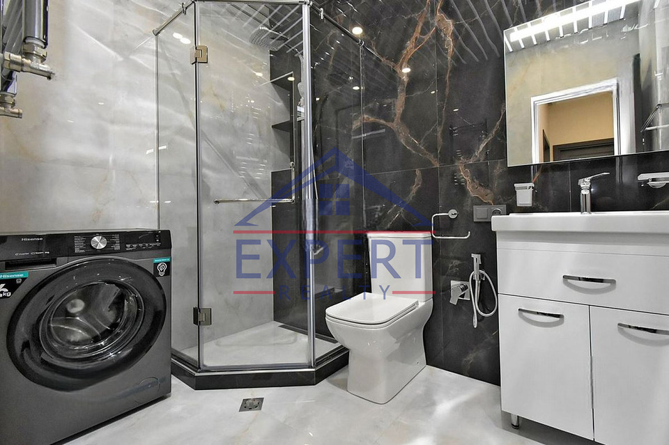 ԱՐԱԲԿԻՐ, ՎԻԿՏՈՐ ՀԱՄԲԱՐՁՈՒՄՅԱՆ, 2 ՍԵՆՅԱԿ