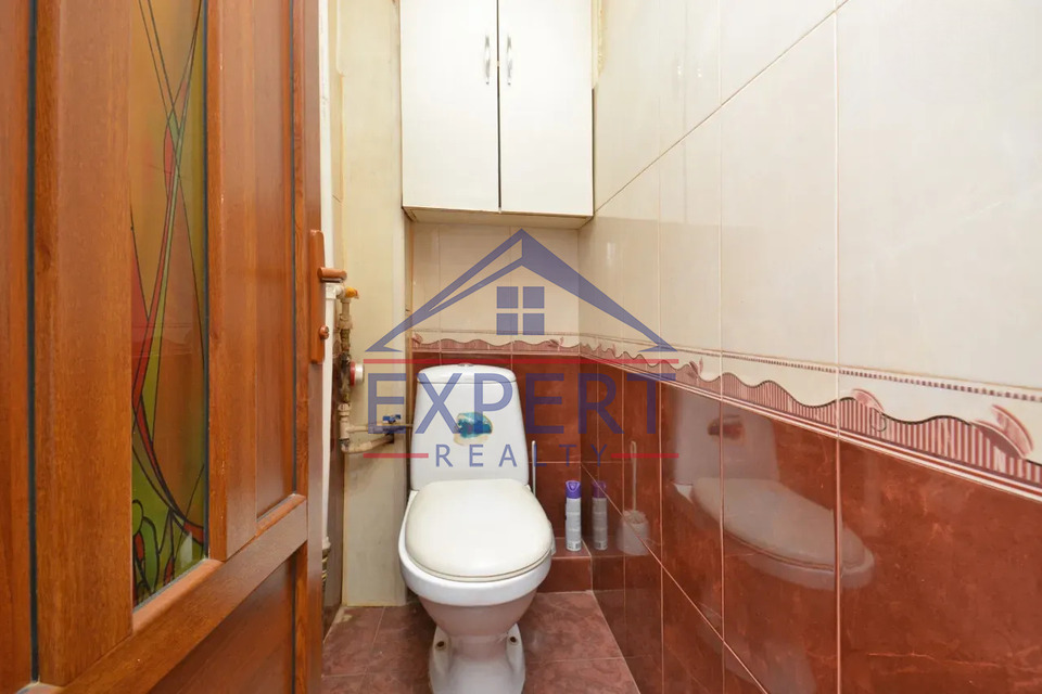 ԱՐԱԲԿԻՐ, ԱՐԱՄ ԽԱՉԱՏՐՅԱՆ ՓՈՂՈՑ, 3 ՍԵՆՅԱԿ