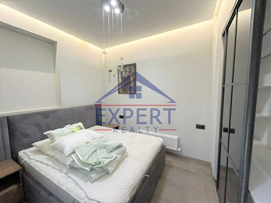 ԿԵՆՏՐՈՆ, ՍԱՅԱԹ-ՆՈՎԱ  3 ՍԵՆՅԱԿ