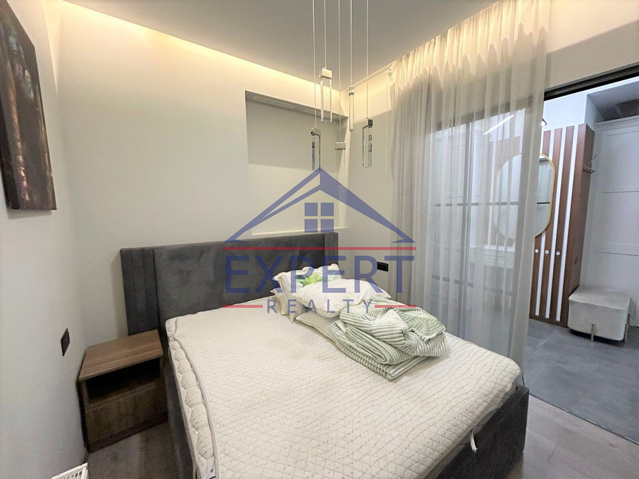 ԿԵՆՏՐՈՆ, ՍԱՅԱԹ-ՆՈՎԱ  3 ՍԵՆՅԱԿ