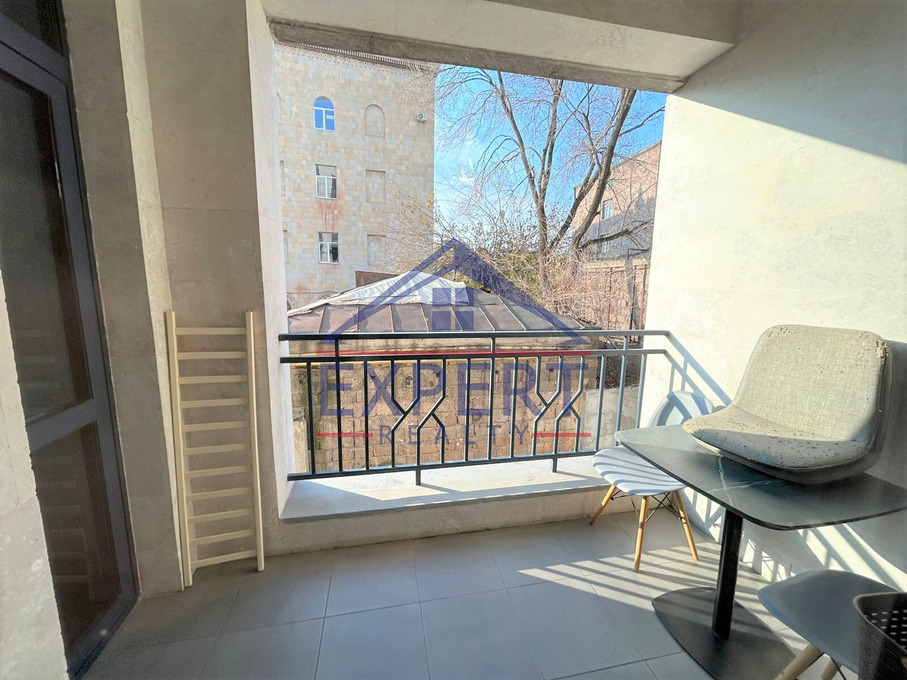 ԿԵՆՏՐՈՆ, ՍԱՅԱԹ-ՆՈՎԱ  3 ՍԵՆՅԱԿ