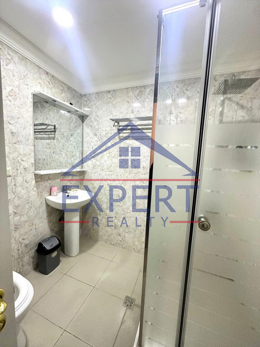 ԿԵՆՏՐՈՆ, ԱՄԻՐՅԱՆ ՓՈՂՈՑ, 2 ՍԵՆՅԱԿ