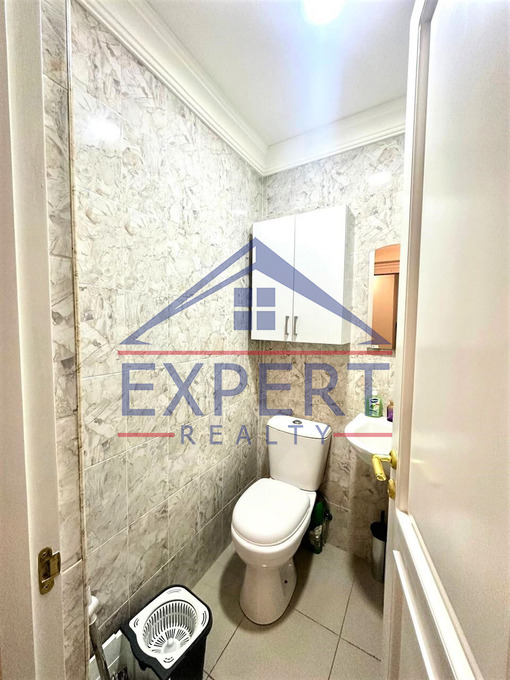 ԿԵՆՏՐՈՆ, ԱՄԻՐՅԱՆ ՓՈՂՈՑ, 2 ՍԵՆՅԱԿ