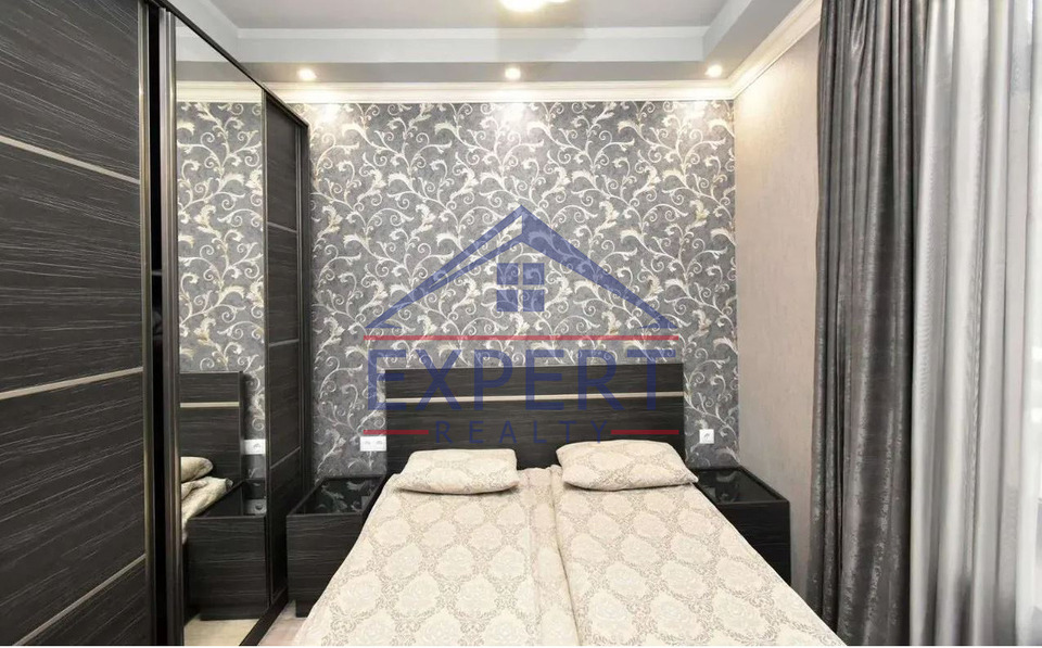 ԱՐԱԲԿԻՐ, ՄԱՐՇԱԼ ԲԱՂՐԱՄՅԱՆ ՊՈՂՈՏԱ, 2 ՍԵՆՅԱԿ