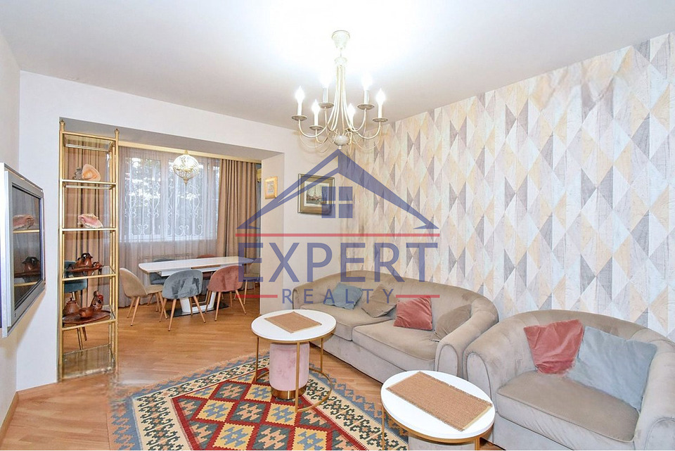 ԿԵՆՏՐՈՆ, ՆԱԼԲԱՆԴՅԱՆ ՓՈՂՈՑ, 2 ՍԵՆՅԱԿ