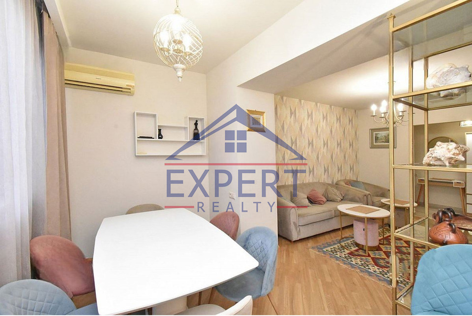 ԿԵՆՏՐՈՆ, ՆԱԼԲԱՆԴՅԱՆ ՓՈՂՈՑ, 2 ՍԵՆՅԱԿ