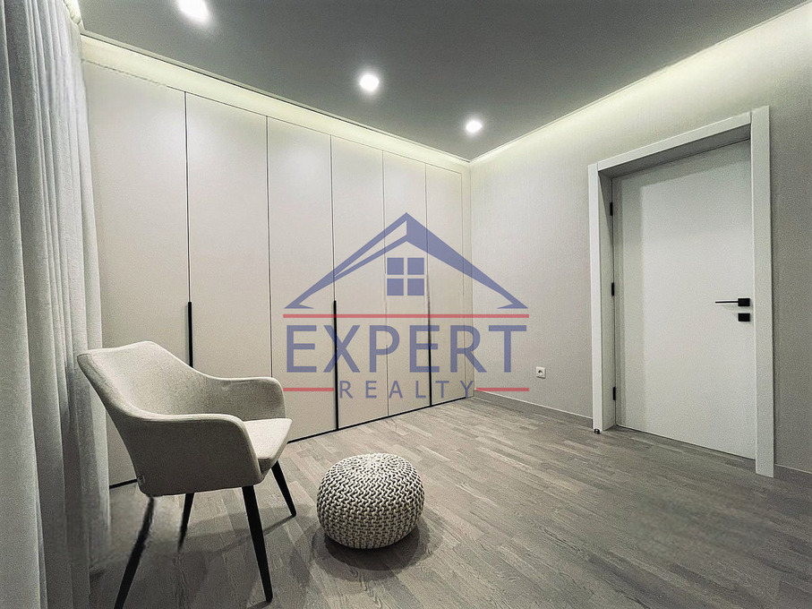 ՔԱՆԱՔԵՌ ԶԵՅԹՈՒՆ, ՈՒԼՆԵՑԻ ՓՈՂՈՑ, 2 ՍԵՆՅԱԿ