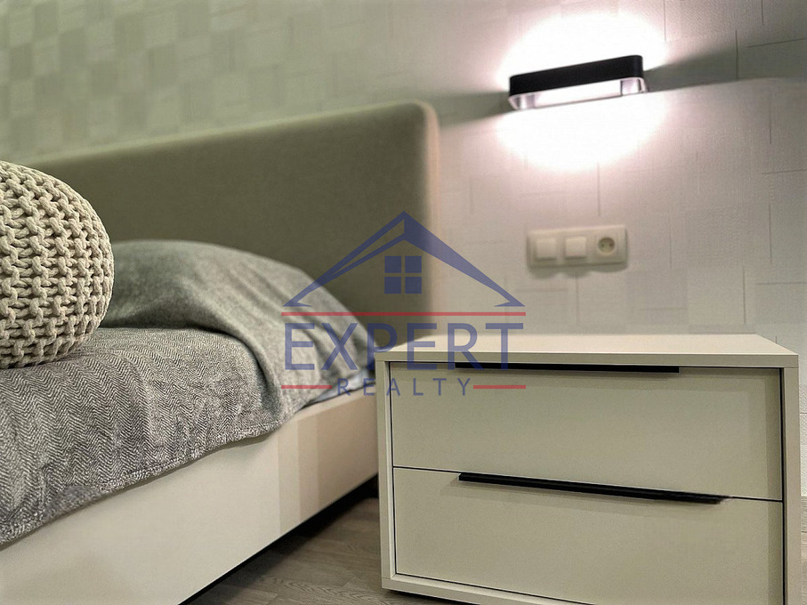 ՔԱՆԱՔԵՌ ԶԵՅԹՈՒՆ, ՈՒԼՆԵՑԻ ՓՈՂՈՑ, 2 ՍԵՆՅԱԿ