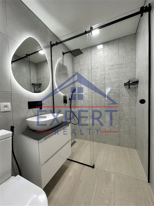 ՔԱՆԱՔԵՌ ԶԵՅԹՈՒՆ, ՈՒԼՆԵՑԻ ՓՈՂՈՑ, 2 ՍԵՆՅԱԿ