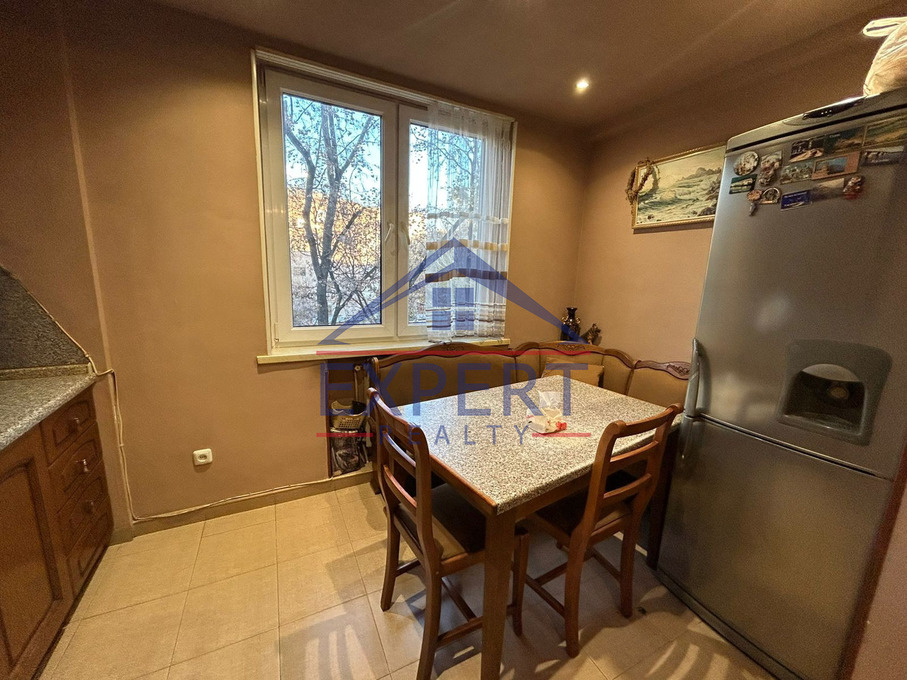 ԱՐԱԲԿԻՐ,ՎԱՂԱՐՇՅԱՆ ՓՈՂՈՑ, 3  ՍԵՆՅՍԿ