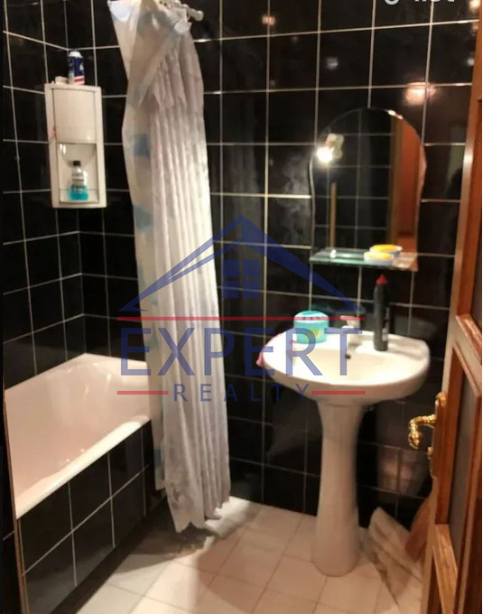 ԱՐԱԲԿԻՐ, ՀԱԿՈԲ ՀԱԿՈԲՅԱՆ ՓՈՂՈՑ 3 ՍԵՆՅԱԿ