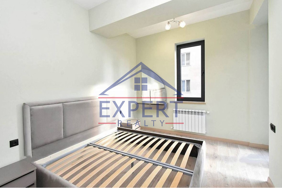 ԿԵՆՏՐՈՆ, ԱՆՏԱՌԱՅԻՆ ՓՈՂՈՑ, 2 ՍԵՆՅԱԿ