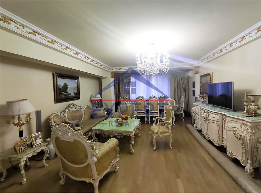 ԿԵՆՏՐՈՆ, ՄՈՍԿՈՎՅԱՆ, 3 ՍԵՆՅԱԿ