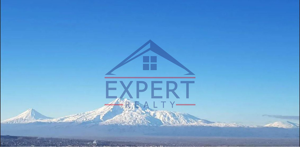 ՔԱՆԱՔԵՌ-ԶԵՅԹՈՒՆ, ՀՐԱՉՅԱ ՆԵՐՍԻՍՅԱՆ ՓՈՂՈՑ, 3 սենյակ