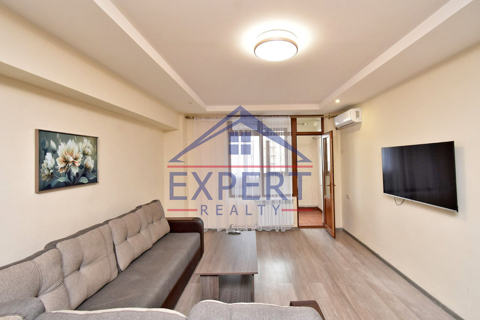 ԿԵՆՏՐՈՆ, ՄԱՇՏՈՑԻ ՊՈՂՈՏԱ, 3 ՍԵՆՅԱԿ