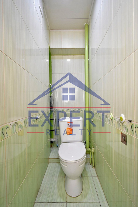 ԿԵՆՏՐՈՆ, ՄԱՇՏՈՑԻ ՊՈՂՈՏԱ, 3 ՍԵՆՅԱԿ