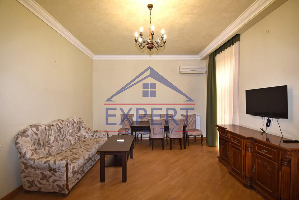 ԿԵՆՏՐՈՆ, ՆԱԼԲԱՆԴՅԱՆ ՓՈՂՈՑ, 4 ՍԵՆՅԱԿ