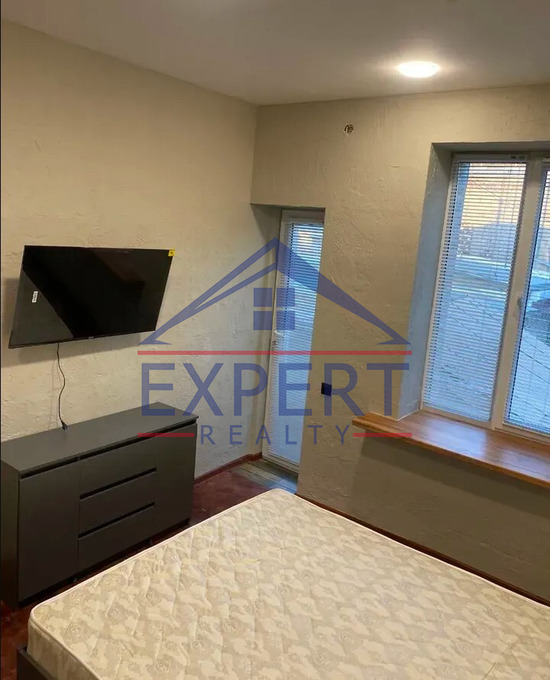 ԿԵՆՏՐՈՆ, ԱՐՇԱԿՈՒՆՅԱՑ ՊՈՂՈՏԱ 3 ՍԵՆՅԱԿ