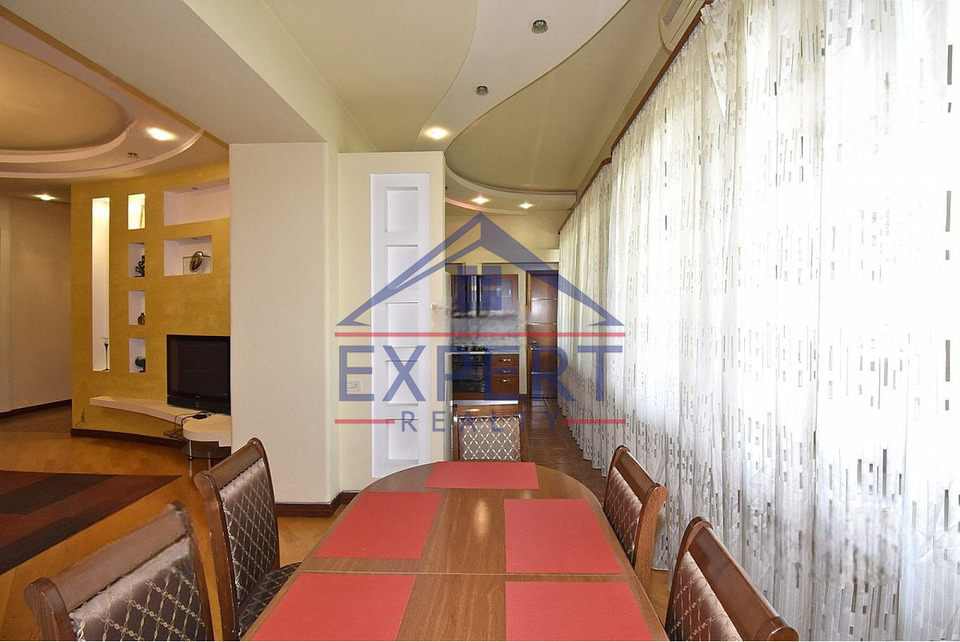 ԿԵՆՏՐՈՆ, ՄԱՇՏՈՑԻ ՊՈՂՈՏԱ, 2 ՍԵՆՅԱԿ