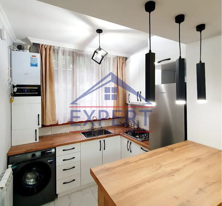 ԱՐԱԲԿԻՐ, ԱՐԱՄ ԽԱՉԱՏՐՅԱՆ ՓՈՂՈՑ, 3 ՍԵՆՅԱԿ