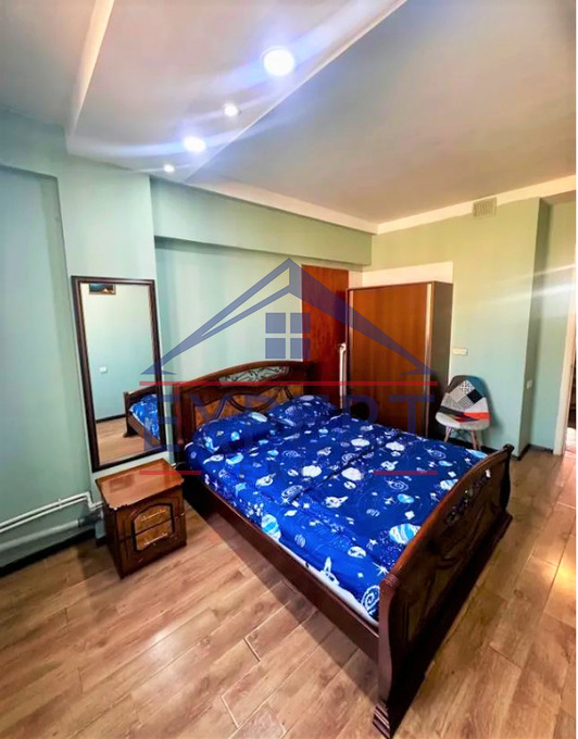 ԿԵՆՏՐՈՆ, ԱՄԻՐՅԱՆ ՓՈՂՈՑ, 2 ՍԵՆՅԱԿ